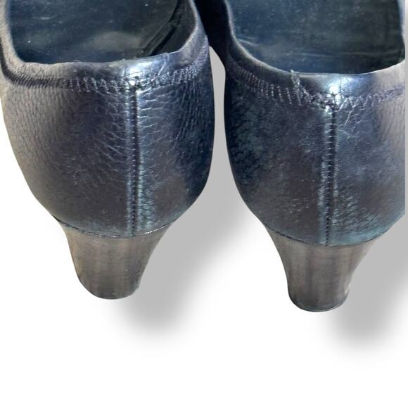 Tory Burch Sally Black Leather Peep Toe Wedge Pumps Logo Gold Medallion Shoe 7 - Picture 8 of 9